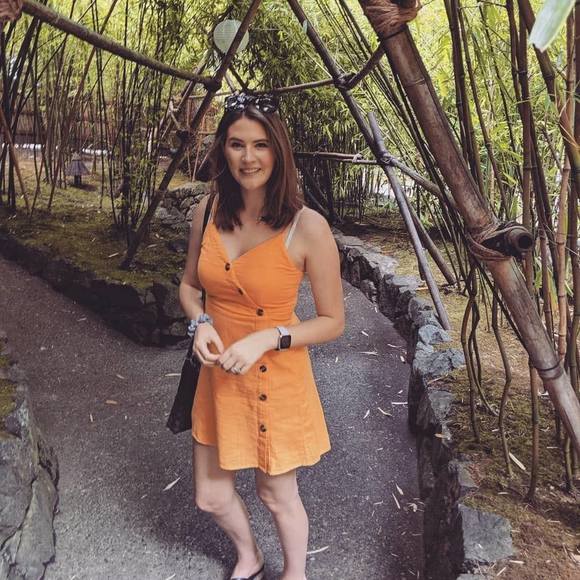 Meet your Posher, Courtenay - Picture 1 of 1